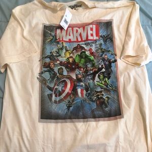 Men’s Marvel Graphic T size XL